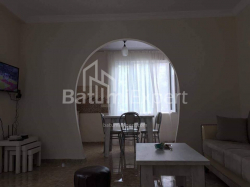 Квартира 2-комн 44 м² - Іване Джавахишвілі, Батумі