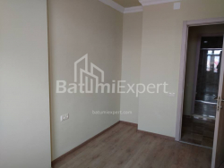 Квартира 4-комн 72 м² - Петра Мелiкiшвiлi, Батумі