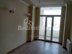 Квартира 4-комн 72 м² - Петра Мелiкiшвiлi, Батумі