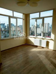 Квартира 4-комн 72 м² - Петра Мелiкiшвiлi, Батумі