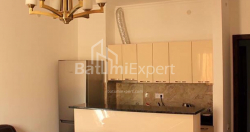 Квартира 2-комн 67 м² - Петра Мелiкiшвiлi, Батумі