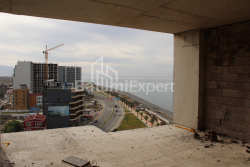 Квартира 38.54 м² - Леха і Марії Качинських, Батумі, Грузія