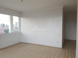 Квартира 3-комн 61 м² - Луки Асатіані, Батумі