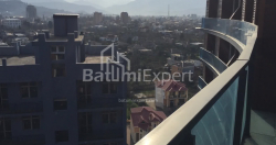 Квартира 47.65 м² - Леха і Марії Качинських, Батумі, Грузія