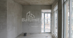 Квартира 74.8 м² - Леха і Марії Качинських, Батумі, Грузія