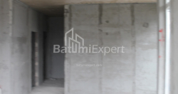 Об'єкт, що будується 55.7 м² - Леха і Марії Качинських, Батумі, Грузія