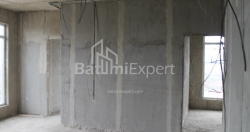 Об'єкт, що будується 74.8 м² - Леха і Марії Качинських, Батумі, Грузія