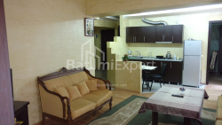 Квартира 3-комн 106 м² - Зураба Горгiладзе, Батумі