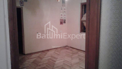 Квартира 3-комн 110 м² - Гіоргі Брцкінвале, Батумі