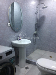 Квартира 3-комн 66 м² - Петра Багратіоні, Батумі