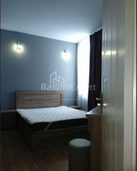 Квартира 3-комн 80 м² - Oлександра Пушкiна, Батумі