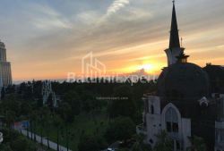 Квартира 3-комн 92 м² - Деметре Тавдадебулі, Батумі