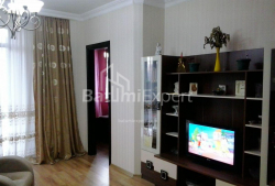 Квартира 3-комн 70 м² - Юр'ївська, Батумі
