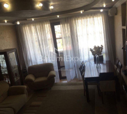 Квартира 3-комн 80 м² - Юр'ївська, Батумі