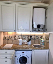 Квартира 3-комн 43 м² - Юр'ївська, Батумі