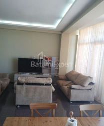 Квартира 2-комн 77 м² - Юр'ївська, Батумі