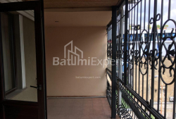 Квартира 10-комн 262 м² - Юр'ївська, Батумі