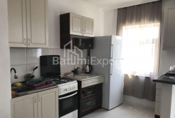 Квартира 3-комн 58 м² - Юр'ївська, Батумі