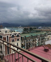 Квартира 2-комн 47 м² - Юр'ївська, Батумі