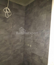 Квартира 2-комн 55 м² - Зураба Горгiладзе, Батумі