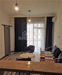Квартира 3-комн 57 м² - Іллі Чавчавадзе, Батумі