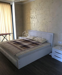 Квартира 3-комн 90 м² - Юр'ївська, Батумі