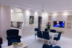 Квартира 86 м² - Oлександра Пушкiна, Батумі, Грузія