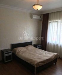 Квартира 3-комн 64 м² - Юр'ївська, Батумі