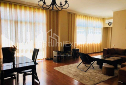 Квартира 3-комн 94 м² - Руставелі, Батумі