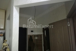 Квартира 2-комн 44 м² - Шерифа Хімшіашвілі, Батумі