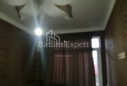 Квартира 2-комн 44 м² - Шерифа Хімшіашвілі, Батумі