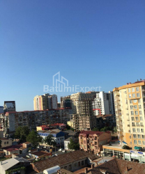 Квартира 4-комн 76 м² - Oлександра Пушкiна, Батумі
