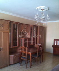 Квартира 3-комн 68 м² - Михайла Лермонтова, Батумі