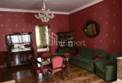 Квартира 3-комн 132 м² - Царя Парнаваза, Батумі