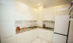Квартира 3-комн 70 м² - Ніко Піросмані, Батумі