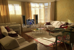 Квартира 4-комн 105 м² - Юр'ївська, Батумі