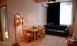 Квартира 3-комн 70 м² - Ніко Піросмані, Батумі