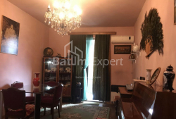 Квартира 3-комн 150 м² - Генерала Аслана Абашидзе, Батумі