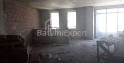 Квартира 3-комн 86 м² - Ангiса, Батумі