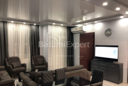 Квартира 2-комн 52 м² - Юр'ївська, Батумі
