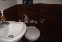 Квартира 2-комн 45 м² - Петра Мелiкiшвiлi, Батумі