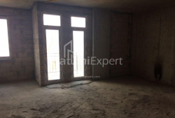 Квартира 2-комн 47 м² - Петра Багратіоні, Батумі