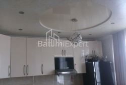 Квартира 3-комн 84 м² - Юр'ївська, Батумі