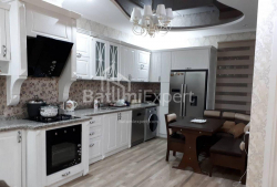 Квартира 4-комн 105 м² - Юр'ївська, Батумі