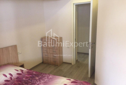 Квартира 3-комн 92 м² - Зураба Горгiладзе, Батумі