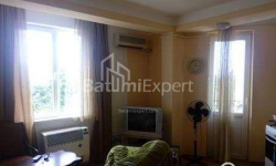 Квартира 3-комн 60 м² - Юр'ївська, Батумі
