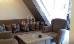 Квартира 3-комн 58 м² - Зураба Горгiладзе, Батумі