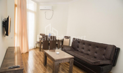 Квартира 2-комн 41 м² - Oлександра Пушкiна, Батумі