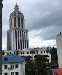 Квартира 3-комн 78 м² - Юр'ївська, Батумі