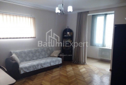 Квартира 3-комн 60 м² - Еквтіме Такаішвілі, Батумі